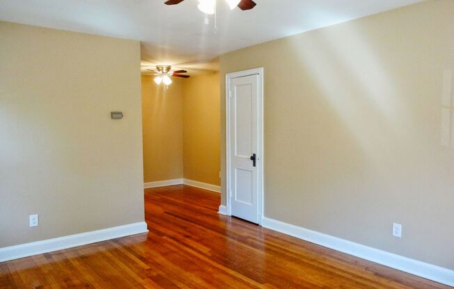 8404 Greenwood Avenue D&G PROPERTIES LLC