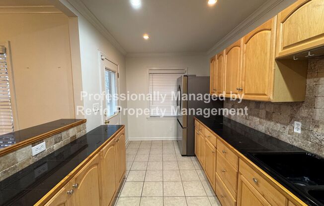 3 beds, 2 baths, $1,495