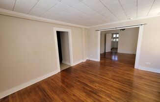 2 beds, 1 bath, $1,320, Unit 2116KDOWN-1