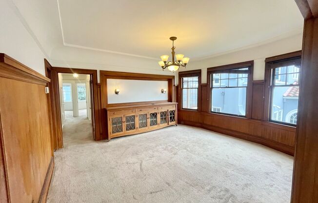 Westwood Park - Stunning 4BR+ / 2 BA Home w/Fabulous Back Yard! - PROGRESSIVE
