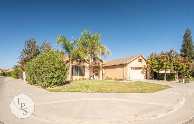 NorthWest Fresno Home, 3BR/2BA, Built 2005 - CUSD w/ Lots of Nearby Amenities!