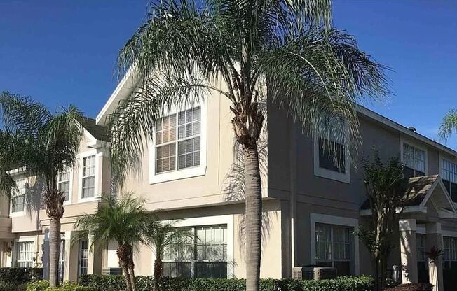 Beautiful 2-Bedroom, 3-Bathroom Townhome in Brandon