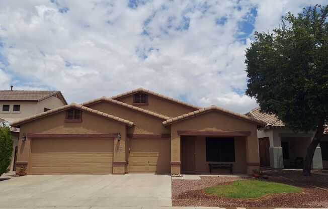 GORGEOUS HOME IN AVONDALE!!