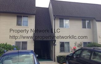 Gresham 2 Bedroom Condo with Garage
