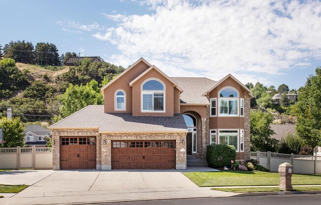Bright and Spacious Living in Willow Creek