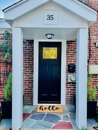 35 BUTTS ST