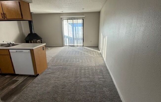 1 bed, 1 bath, 636 sqft, $739, Unit 2707-1106