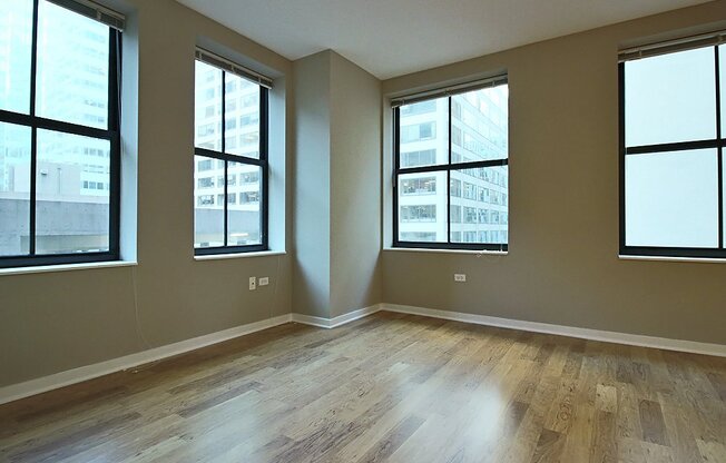 177 W RANDOLPH