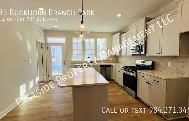 135 BUCKHORN BR PARK