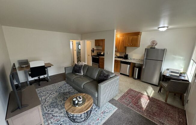 1 bed, 1 bath, 625 sqft, $1,699, Unit 1016