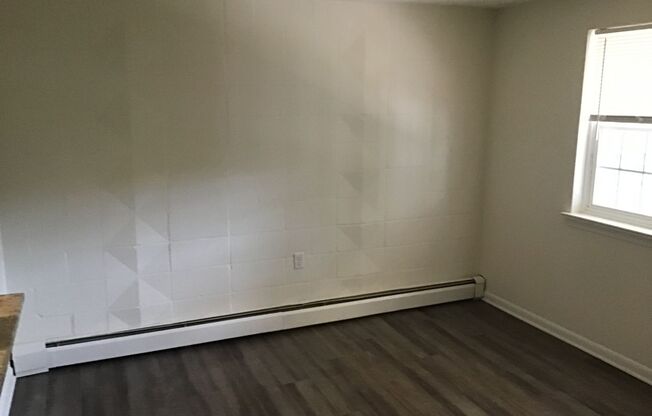 1 bed, 1 bath, 682 sqft, $1,180, Unit GL25007