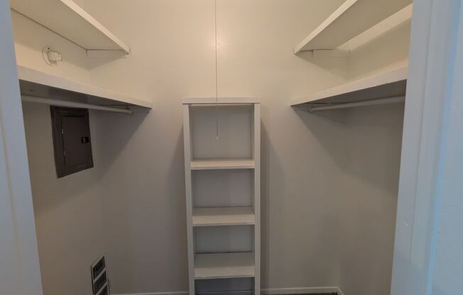1 bed, 1 bath, 578 sqft, $740, Unit TH 235