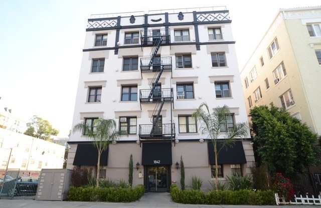 Studio, 1 bath, 225 sqft, $1,395, Unit 2