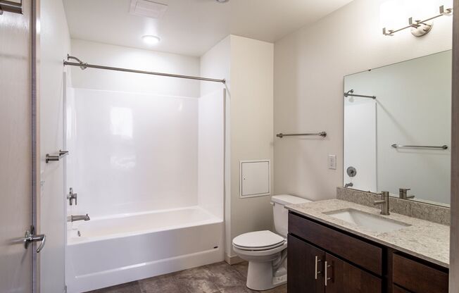 2 beds, 2 baths, 1,293 sqft, $3,050, Unit 0607