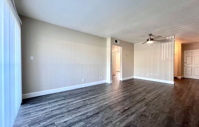 2 beds, 1 bath, 900 sqft, $1,649, Unit 4100-42
