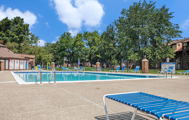 Swimming Pool With Sundeck at Granada Apartments, Michigan