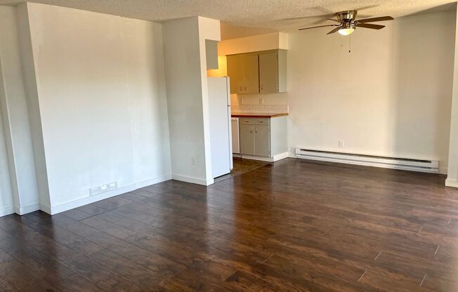 HPPh2415 - Gaiser Court Apartments