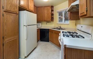 2 beds, 2 baths, $1,800