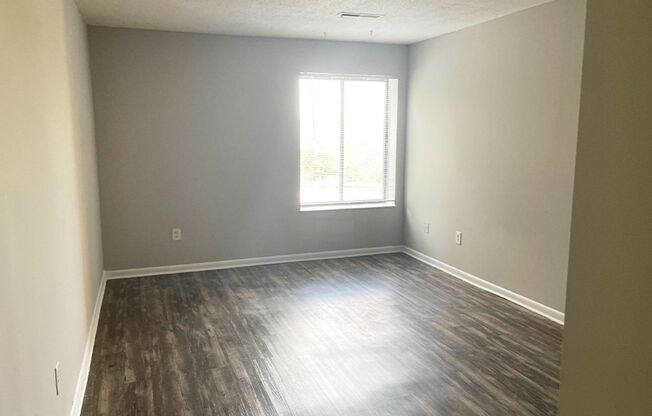 1 bed, 1 bath, 750 sqft, $995, Unit 1600-316