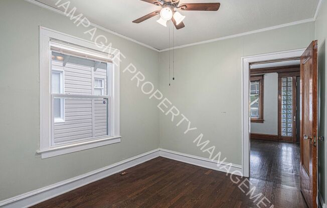 3 beds, 1 bath, $1,275