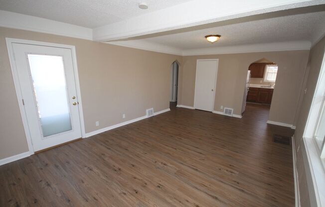 3 beds, 1 bath, $1,650