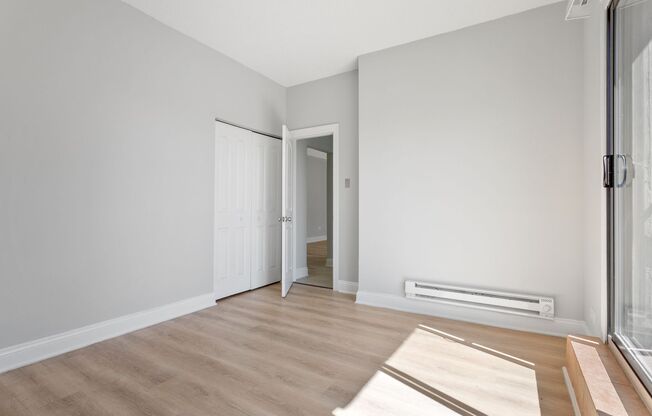 2 beds, 1 bath, 845 sqft, $2,550, Unit 303