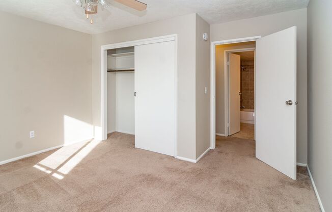 1 bed, 1 bath, 598 sqft, $955, Unit 28U-1D