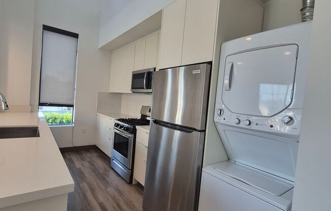 161 S. NORMANDIE AVE