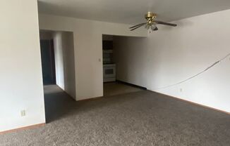 3 beds, 1.5 baths, 1,066 sqft, $1,499, Unit 5166 D08