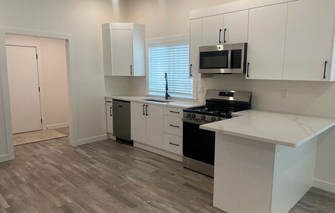 Beautifully Remodeled 3 Bedroom Home in Downtown Ferndale!