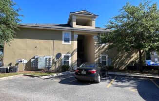 3 beds, 2 baths, $1,495, Unit UNIT 16 7