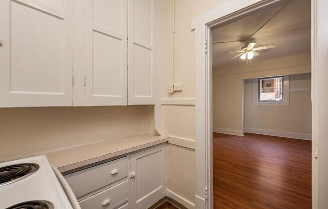 1 bed, 1 bath, 625 sqft, $1,750, Unit 208