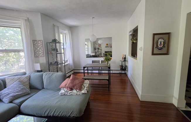184 NAPLES RD