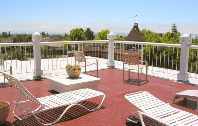 1385 Shattuck Avenue