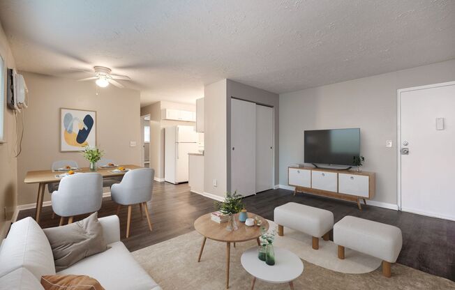 2 beds, 1 bath, 785 sqft, $1,047, Unit CW 110-03