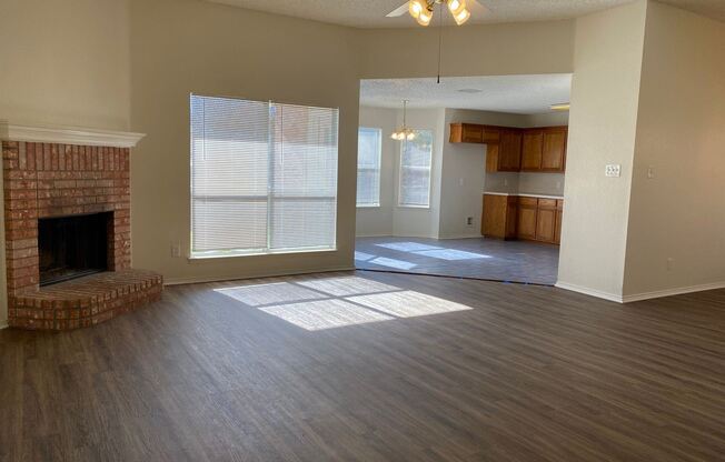 900 Beaufort Ct.