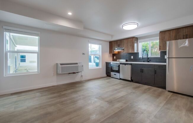 Studio, 1 bath, 230 sqft, $1,795, Unit 4820-7