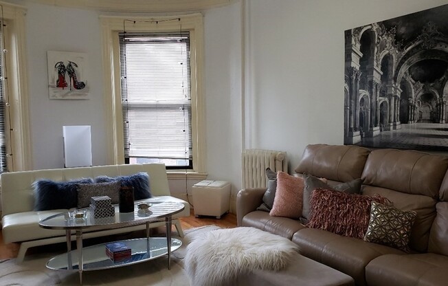 924 Beacon St.