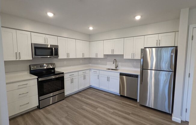 Upgraded Kitchen in 1 Bedroom Apartment