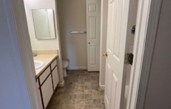 2 beds, 2 baths, 1,080 sqft, $1,189, Unit 53