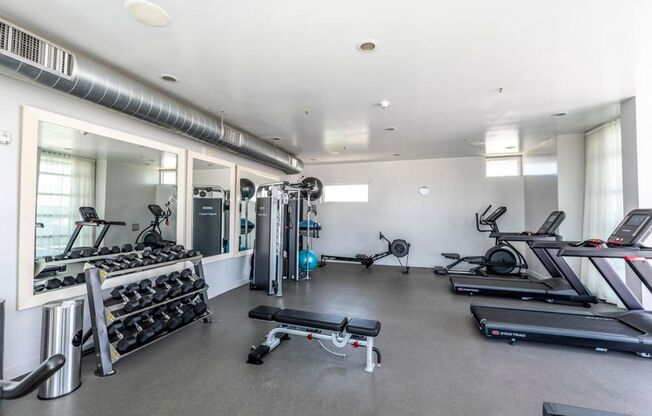 2 beds, 2 baths, 1,311 sqft, $4,900, Unit 527 Molino Unit 107