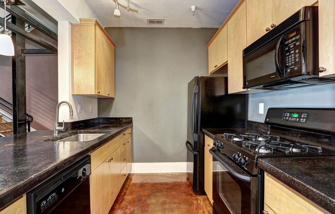 Studio, 1.5 baths, $2,195