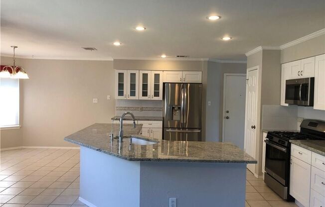 Gorgeous 2 Story Home!