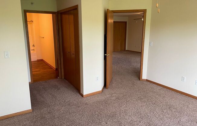 1 bed, 1 bath, 805 sqft, $1,440, Unit 925-203