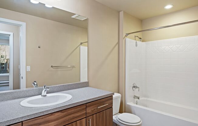 1 bed, 1 bath, 627 sqft, $2,500, Unit 304