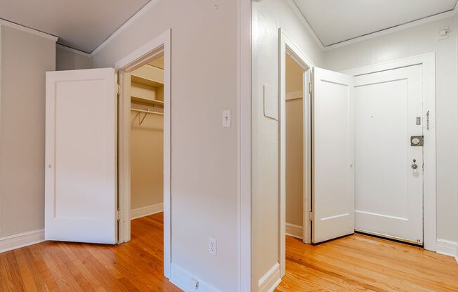 Studio, 1 bath, $1,215