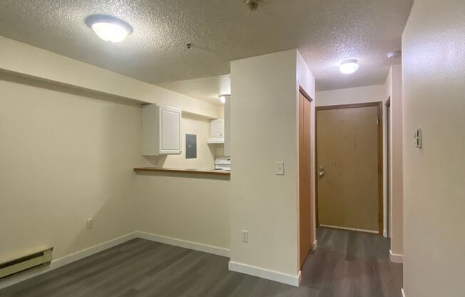 1 bed, 1 bath, 610 sqft, $1,650, Unit Unit 109