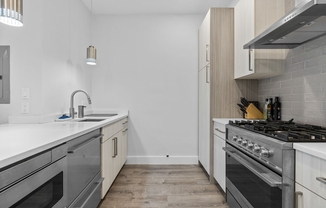 3 beds, 2 baths, 1,291 sqft, $3,000, Unit 2