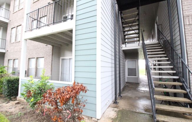 Edgecreek Condo