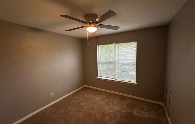 2 beds, 2 baths, $1,375
